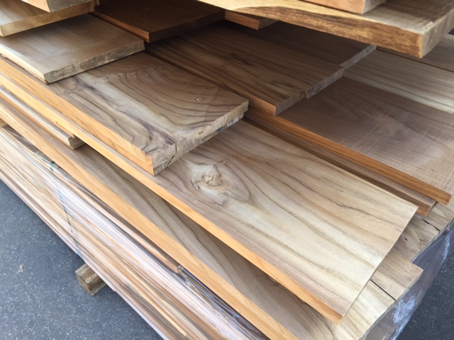 Plantage teak 22 mm geschaafd3 Fijnhout